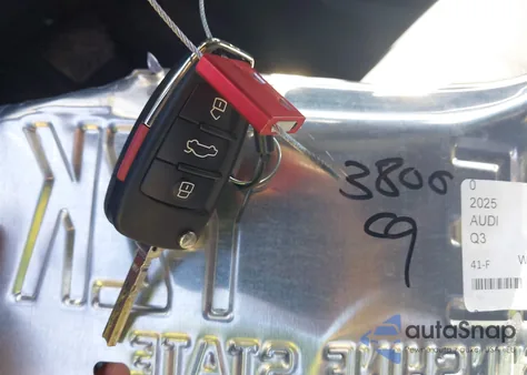 2025 Audi Q3 Premium 45 Tfsi S Line Quattro Tiptronic z USA, uszkodzony, nr VIN WA1DECF37S1017939